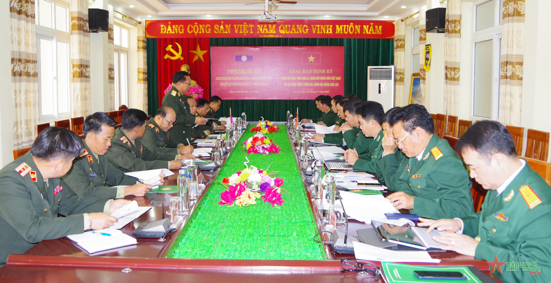 Bộ CHQS tỉnh Sơn La và Bộ CHQS tỉnh U Đôm Xay (Lào) giao ban định kỳ

